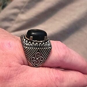 Black Onyx & Silver Ring Size 8